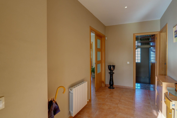 #Houses & Villas - 4 Rooms 2 Bathrooms 265 m2 | cal suria, Olivella 