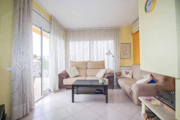 #40839 - Apartment - Centre, Sitges | Apartments for Sale | Hello Homes Sitges