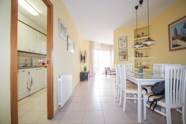 #40848 - Apartment - Centre, Sitges | Apartments for Sale | Hello Homes Sitges