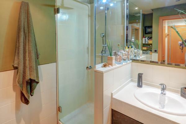 #42563 - Apartment - Centre, Sitges | Apartments for Sale | Hello Homes Sitges