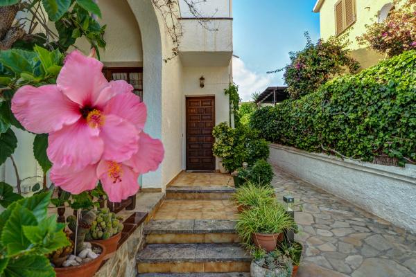 #44304 - House - Otros, Les Roquetes | Houses for Sale | Hello Homes Sitges