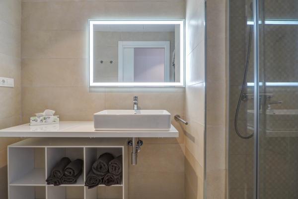 #51550 - Apartment - Centre, Sitges | Apartments for Sale | Hello Homes Sitges