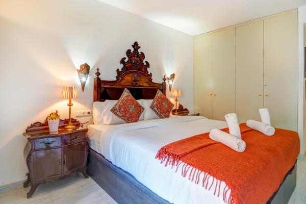 #51598 - Apartment - Centre, Sitges | Apartments for Sale | Hello Homes Sitges