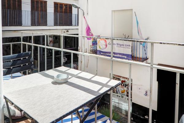 #51599 - Apartment - Centre, Sitges | Apartments for Sale | Hello Homes Sitges