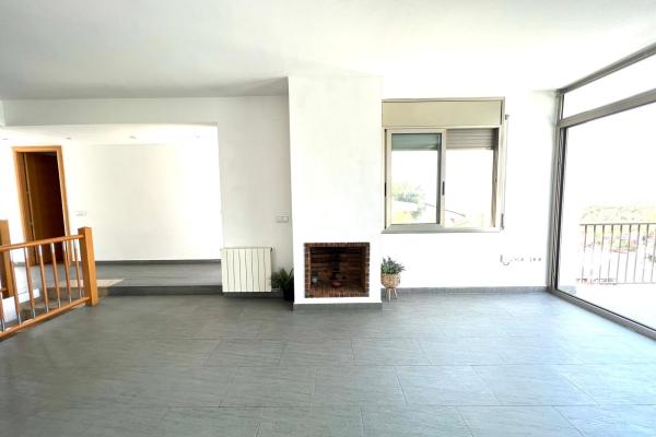 #52000 - House - Quint Mar, Sitges | Houses for Sale | Hello Homes Sitges