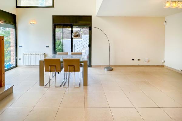 #52802 - House - Las Palmeras, Canyelles | Houses for Sale | Hello Homes Sitges