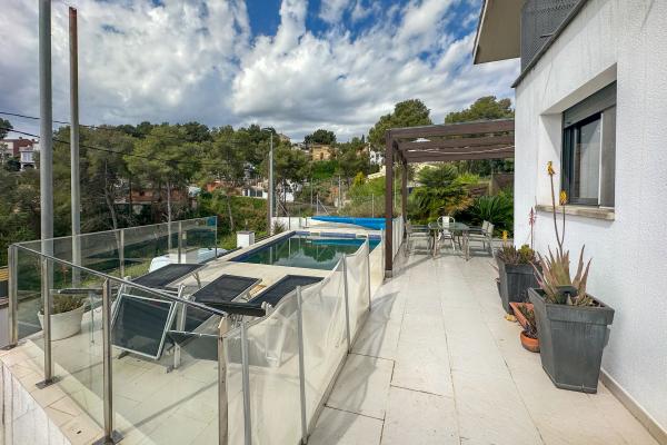 #52834 - House - Las Palmeras, Canyelles | Houses for Sale | Hello Homes Sitges