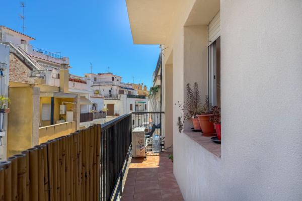 #53204 - Apartment - Sant Crispí, Sitges | Apartments for Sale | Hello Homes Sitges