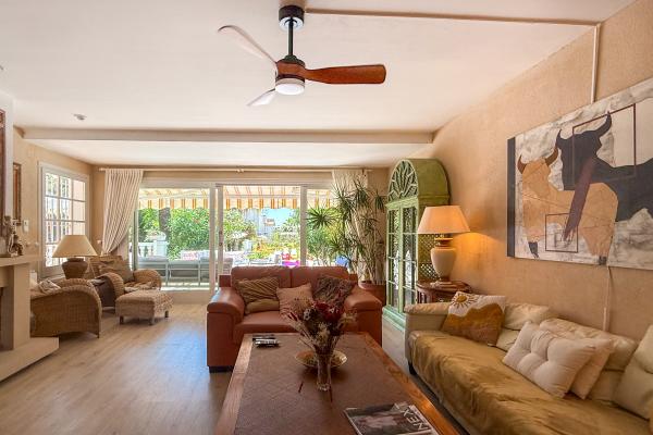 #53676 - Hus - Levantina, Sitges | Huse til salg | Hello Homes Sitges