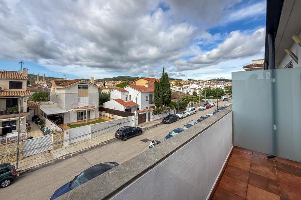 #54521 - Haus - Centre, Sant Pere de Ribes | Häuser zum Verkauf | Hello Homes Sitges