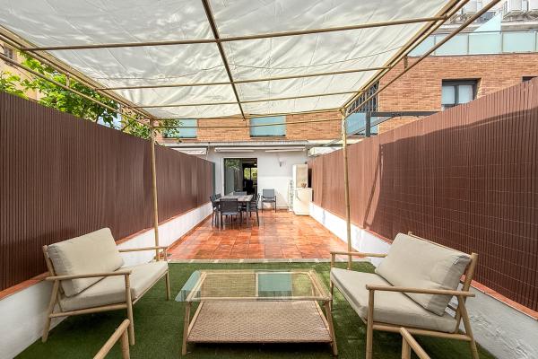 #54543 - Haus - Centre, Sant Pere de Ribes | Häuser zum Verkauf | Hello Homes Sitges