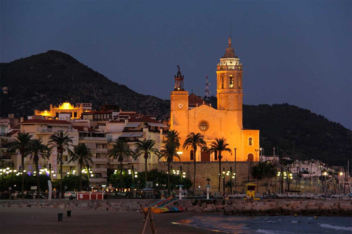 What is the street of Sin in Sitges? Everything you need to know